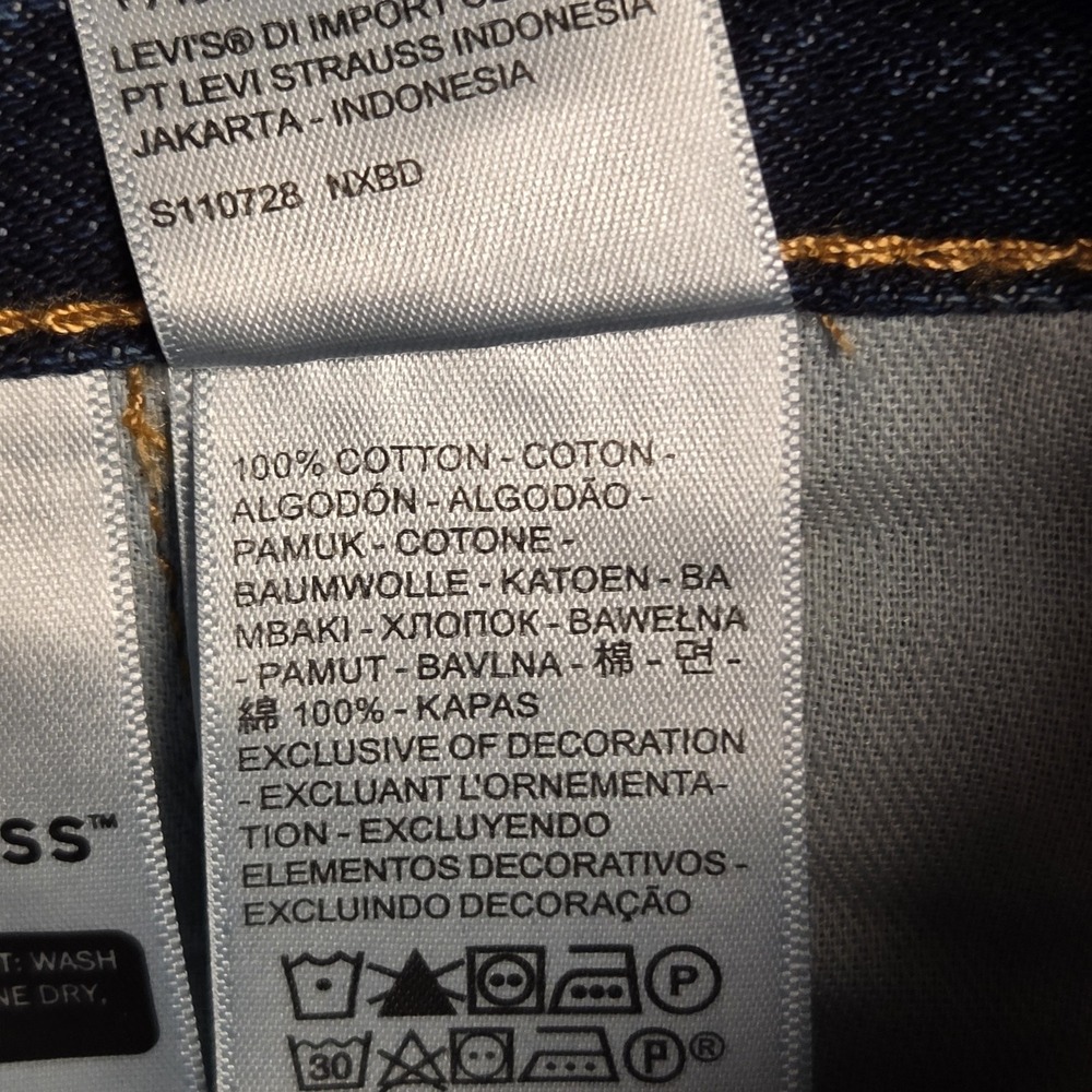 Levi’s 505 Jeans Mens 48x28 Big And Tall Blue Denim Straight Leg Medium Wash NWT - Picture 15 of 15